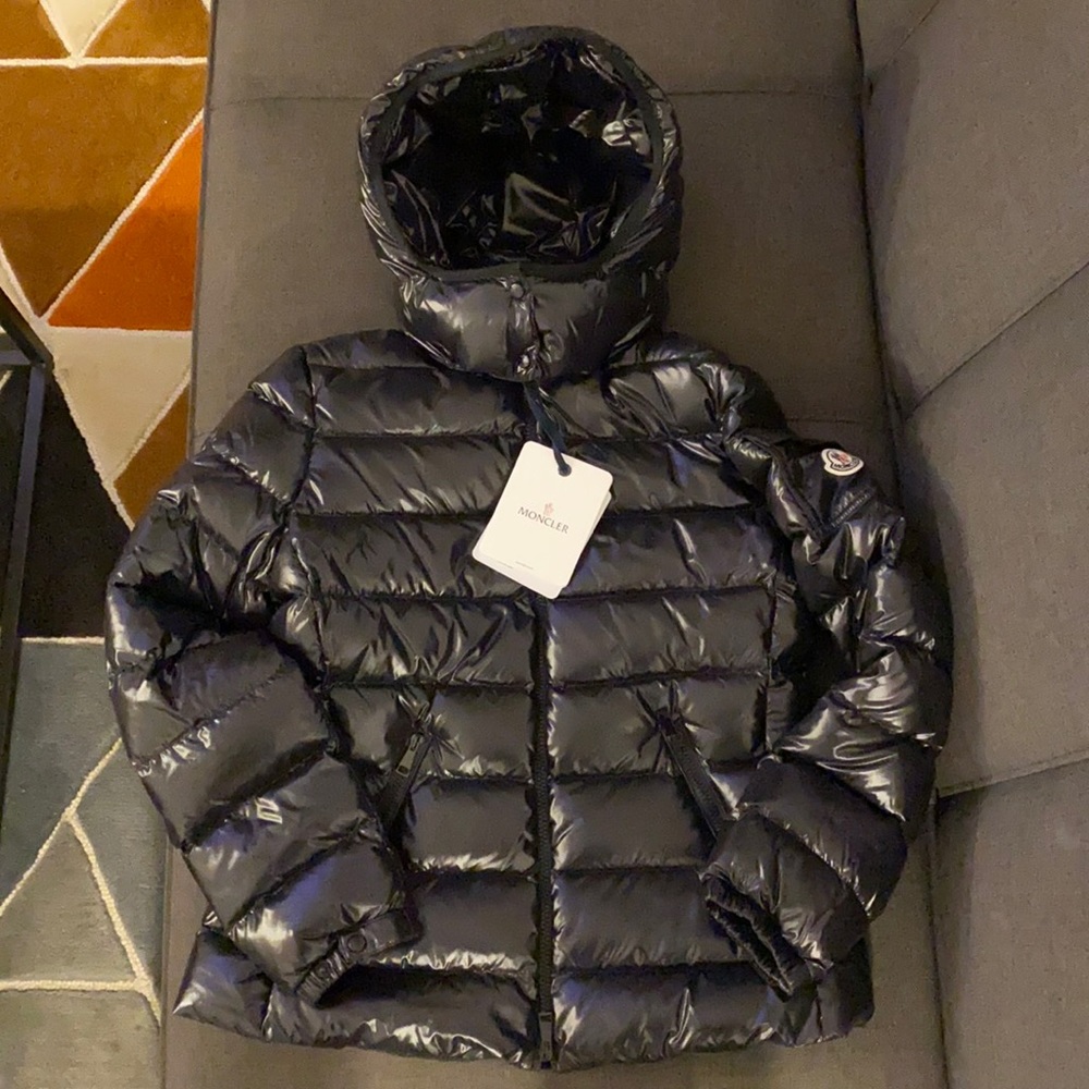Moncler Bady Coat - Never worn - Size 3 (L)